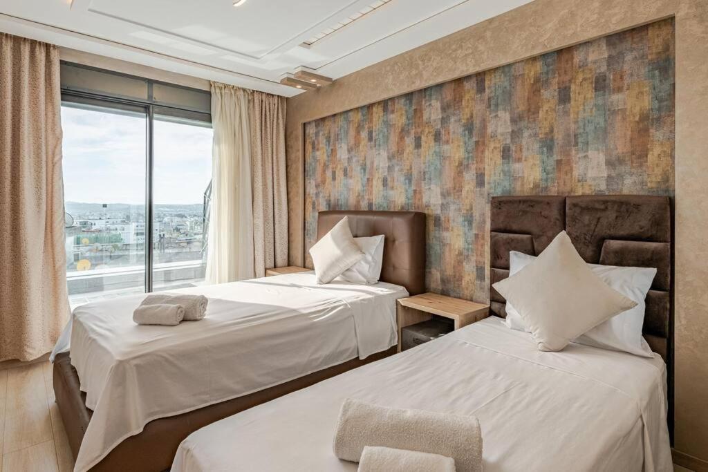 Royale Duplexe Pleine Centre Tanger Apartment Ngoại thất bức ảnh