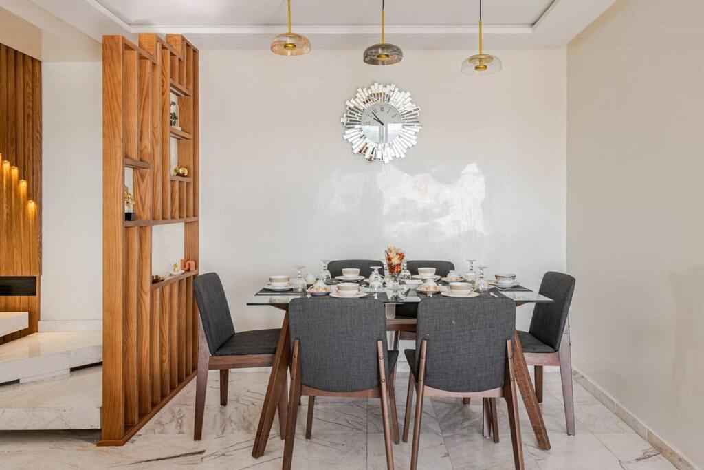 Royale Duplexe Pleine Centre Tanger Apartment Ngoại thất bức ảnh