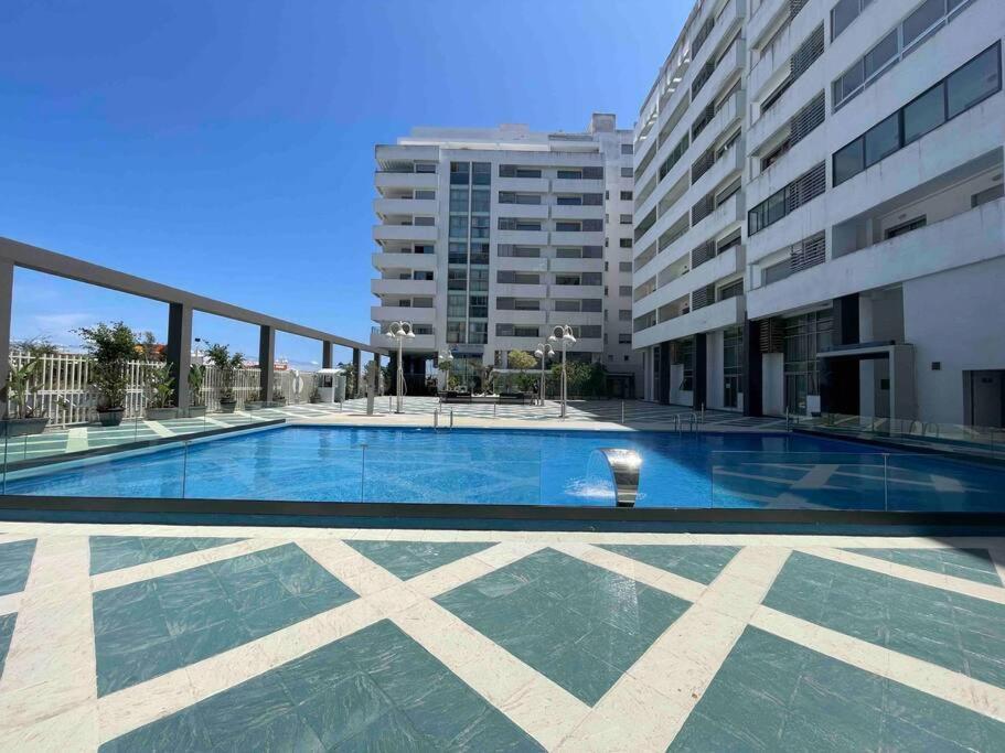 Royale Duplexe Pleine Centre Tanger Apartment Ngoại thất bức ảnh